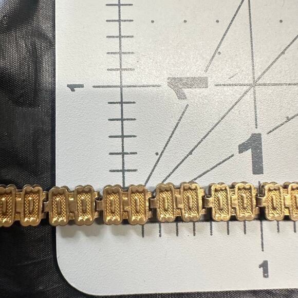 Antique Victorian Edwardian gold filled textured book chain 17.5" necklace - Picture 3 of 9